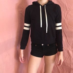5/$25 Cropped hoodie